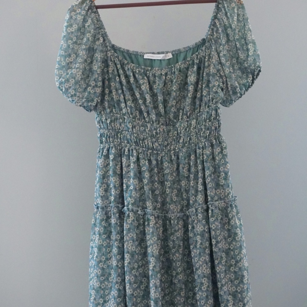 Altar’d State Sage Green Floral Puff Sleeve Mini Dress – Size Large